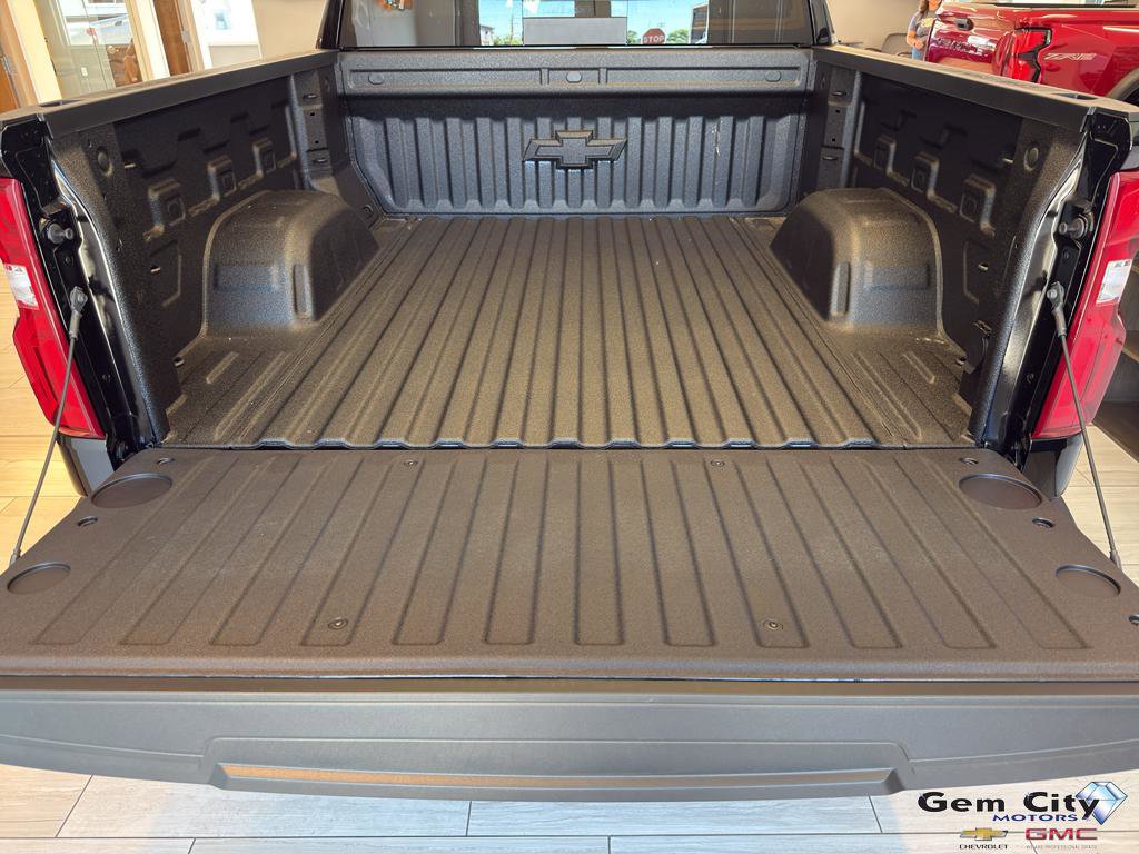 New 2025 Chevrolet Silverado 1500 High Country w/ Midnight Edition image 7