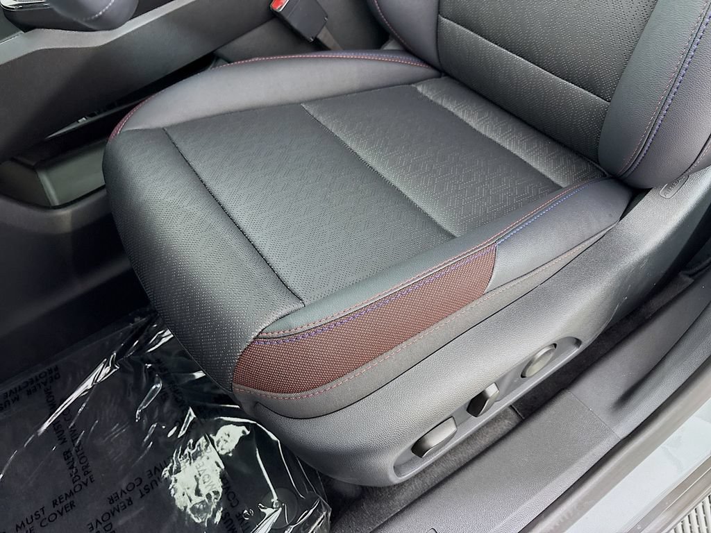 New 2026 Chevrolet Equinox RS AWD/4WD image 18