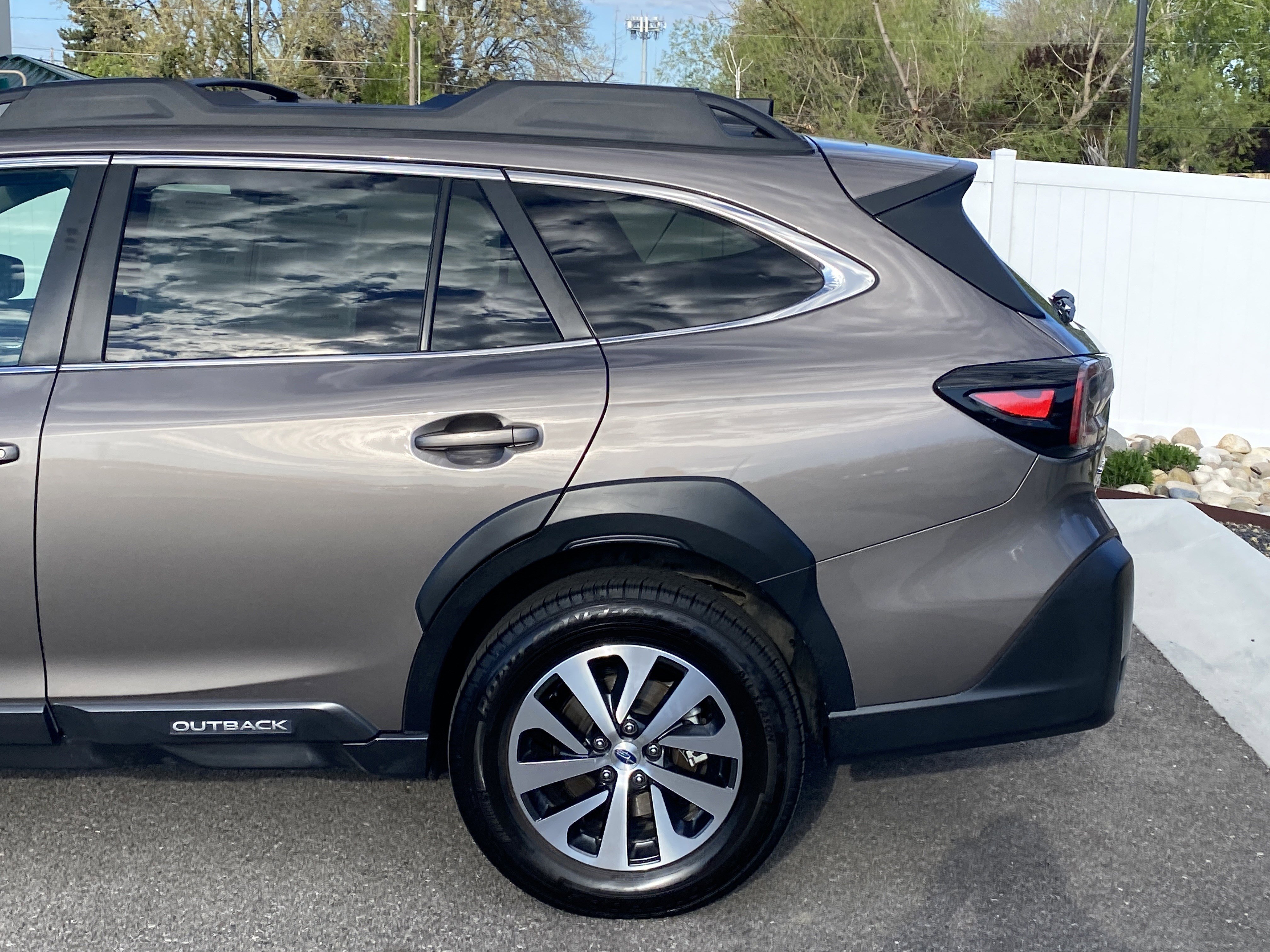 Certified 2024 Subaru Outback Premium image 4