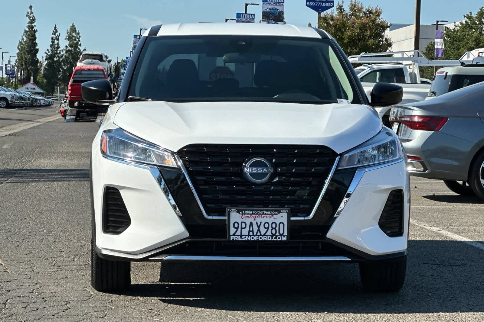 Used 2024 Nissan Kicks S FWD image 10