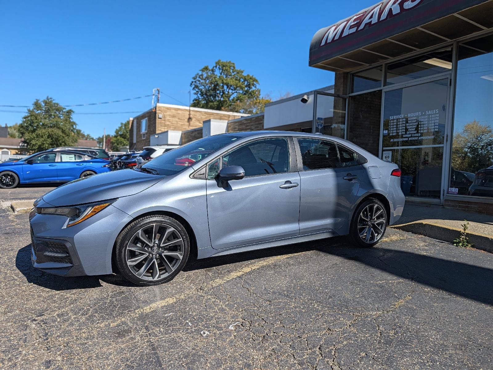 Used 2022 Toyota Corolla SE w/ Carpet Mat Package (TMS) FWD image 6