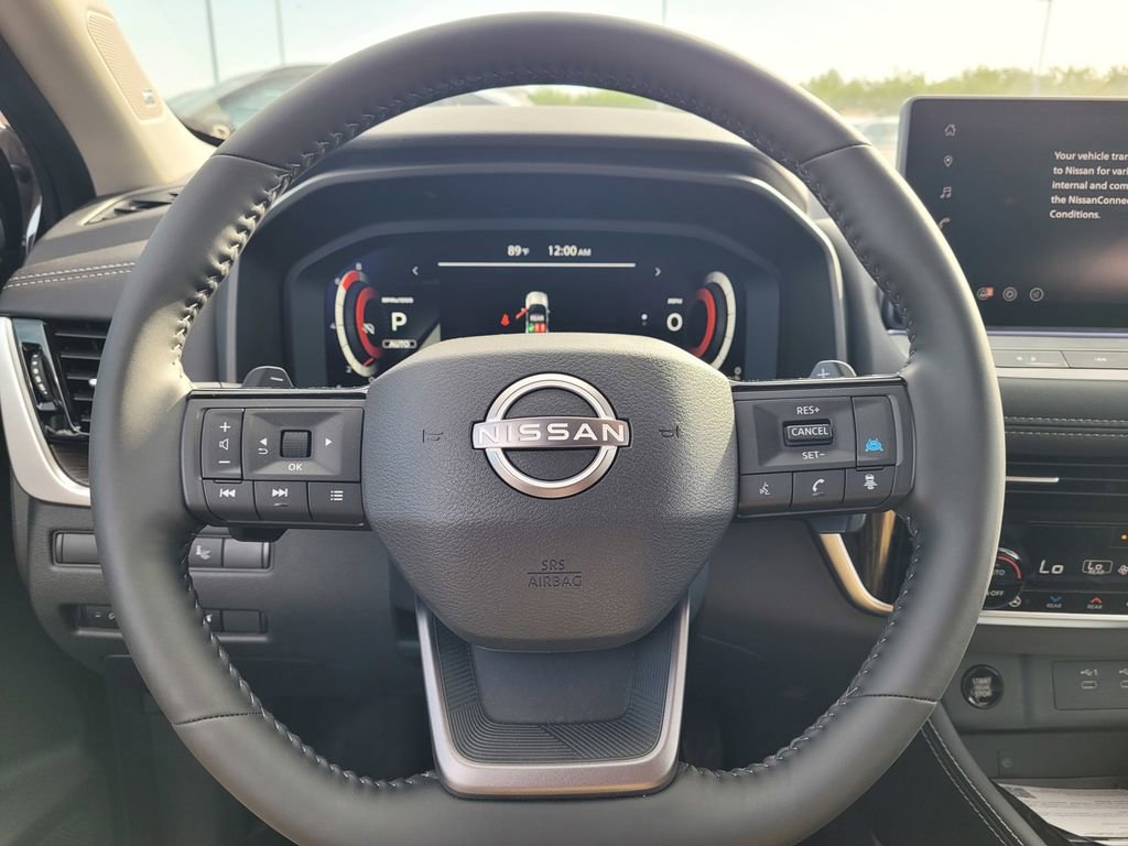 New 2025 Nissan Rogue Platinum w/ Platinum Premium Package image 12