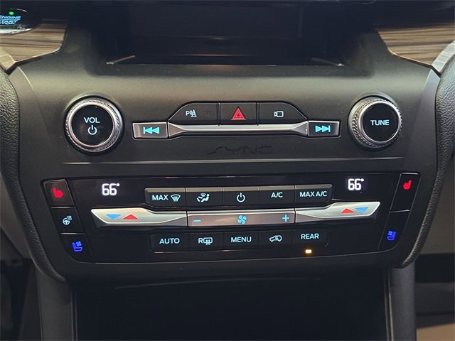 Used 2020 Ford Explorer Limited image 26