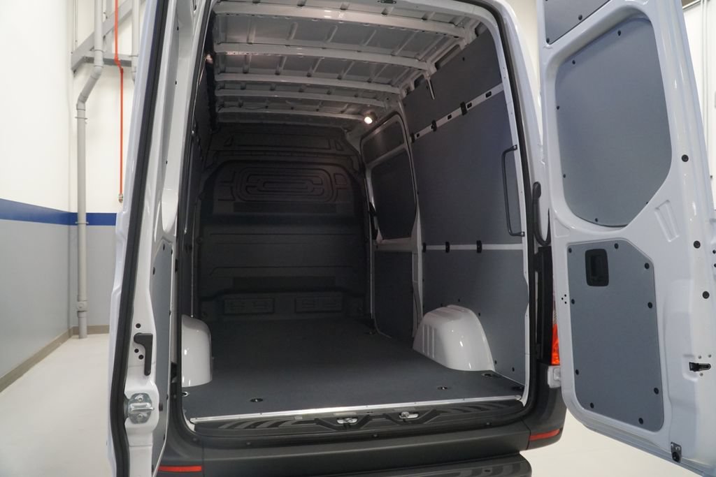 New 2026 Mercedes-Benz Sprinter 2500 image 11