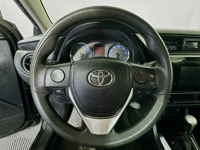 Used 2019 Toyota Corolla LE image 13