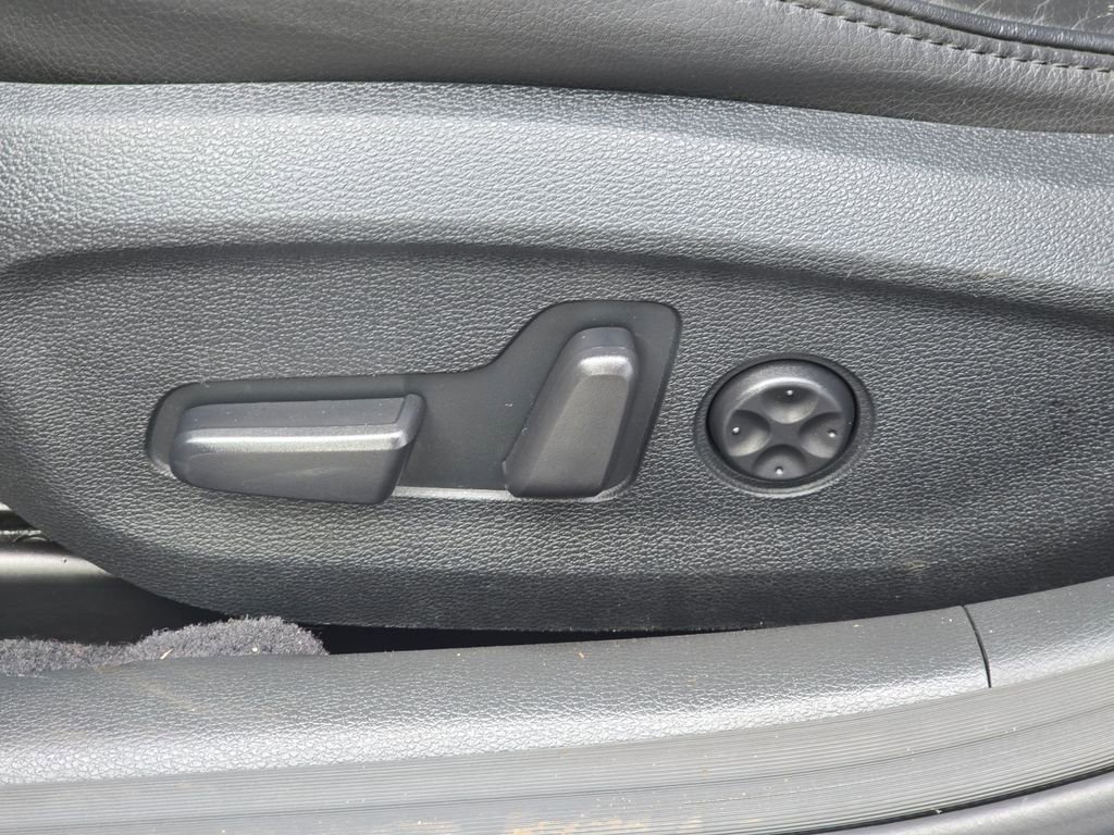 Used 2015 Hyundai Sonata Limited 2.0T image 30