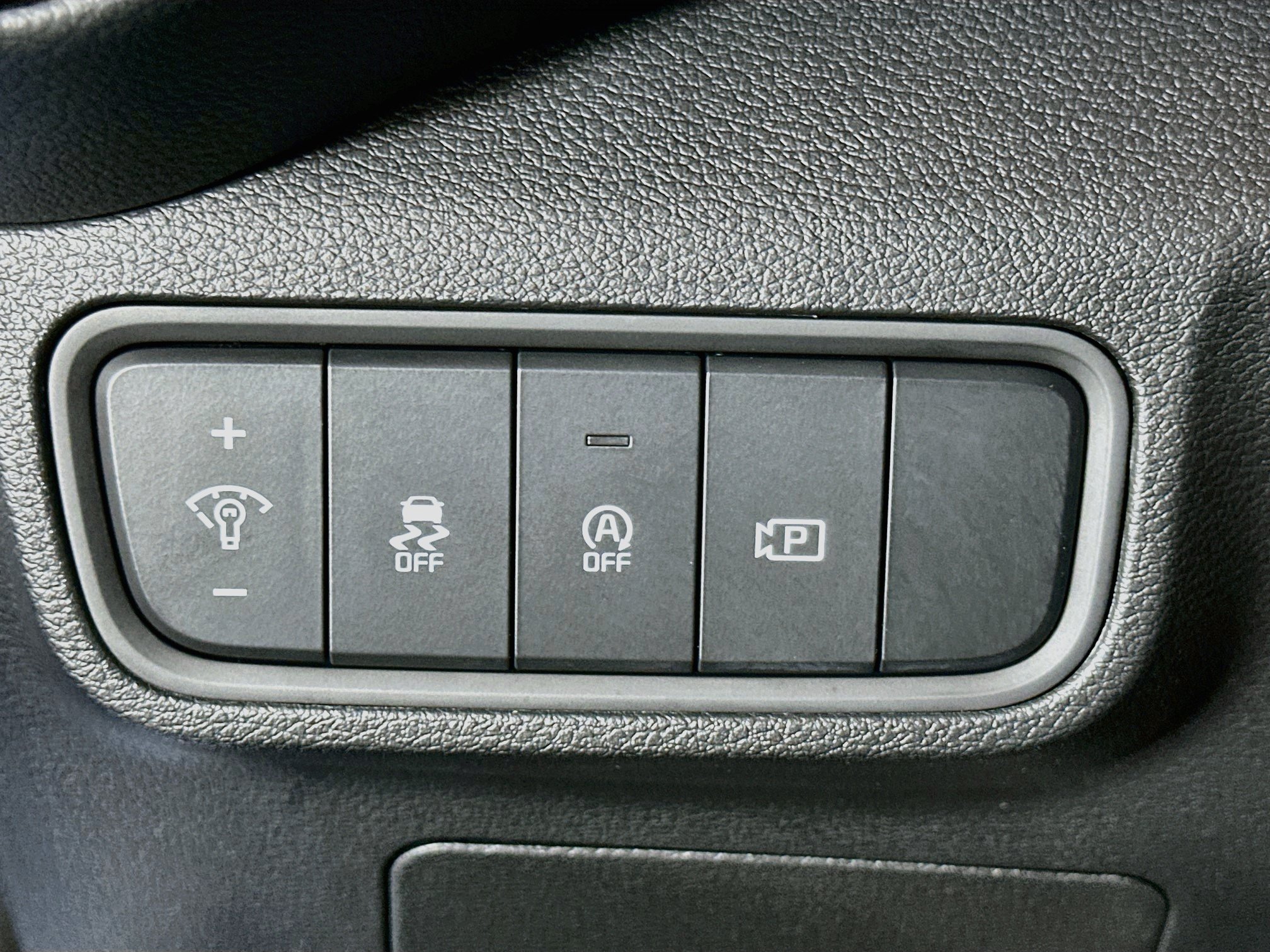 Used 2025 Kia Soul S FWD image 17