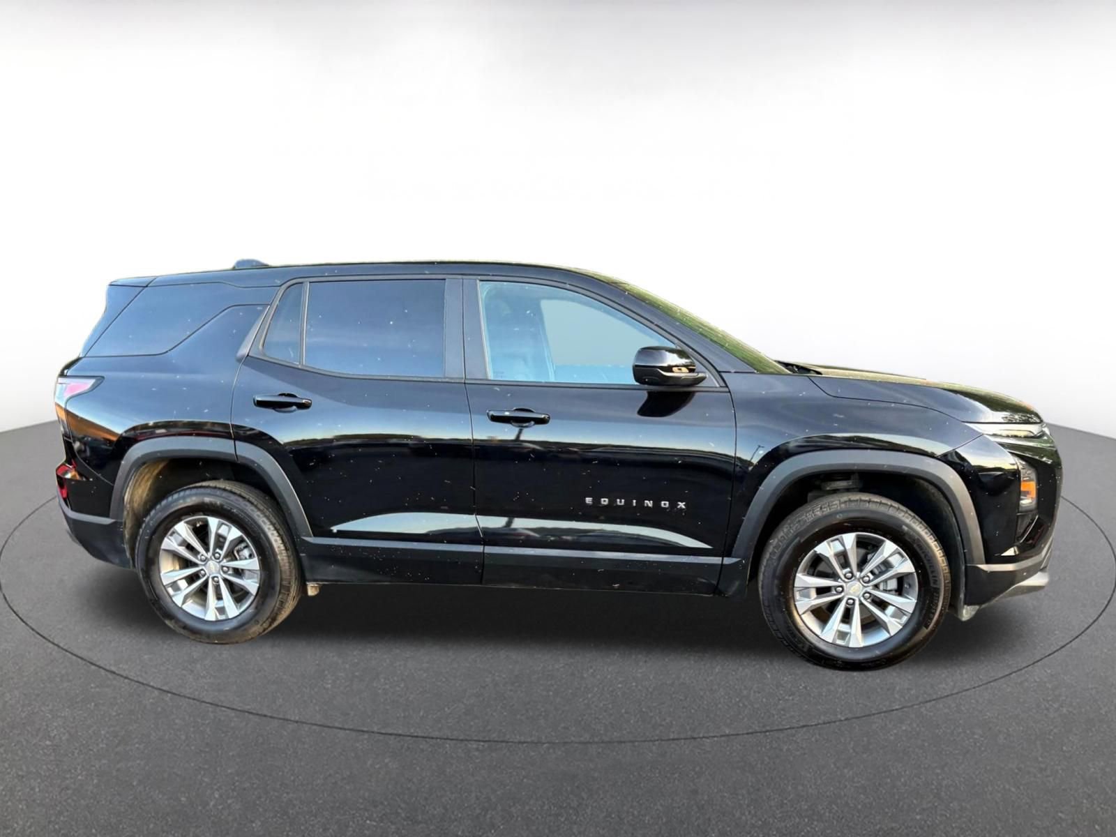 Used 2025 Chevrolet Equinox LT AWD/4WD image 21