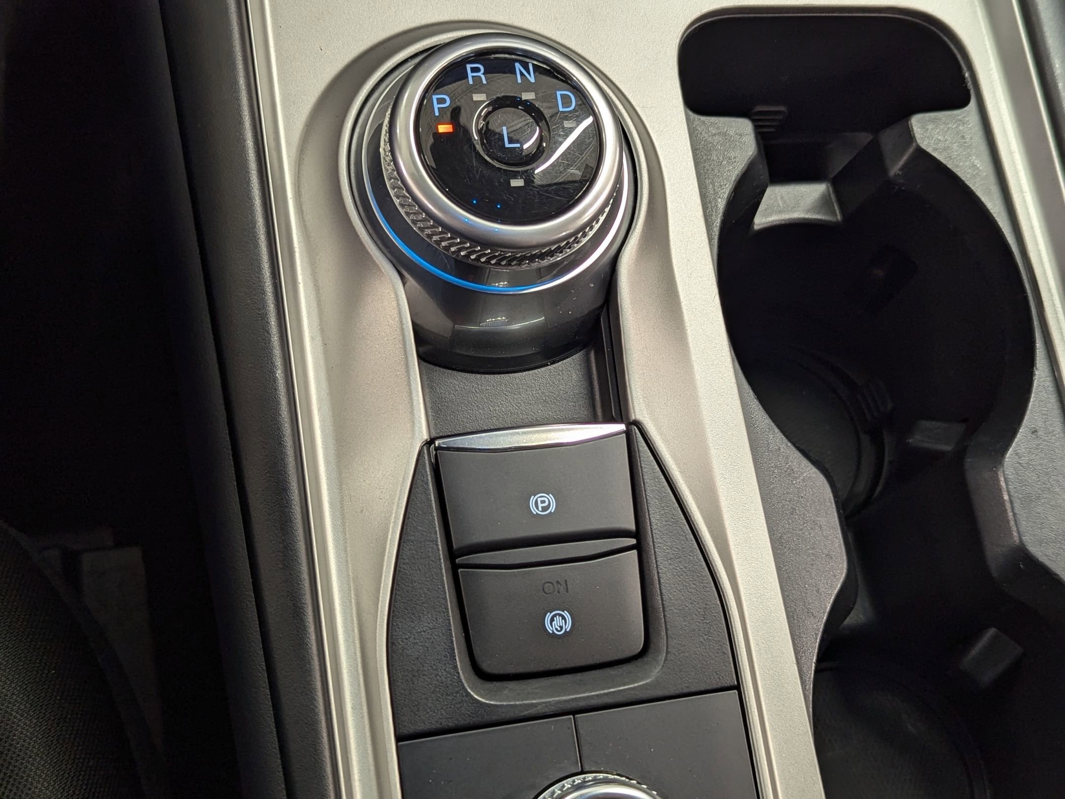 Certified 2023 Ford Explorer XLT w/ Class IV Trailer Tow Package image 13