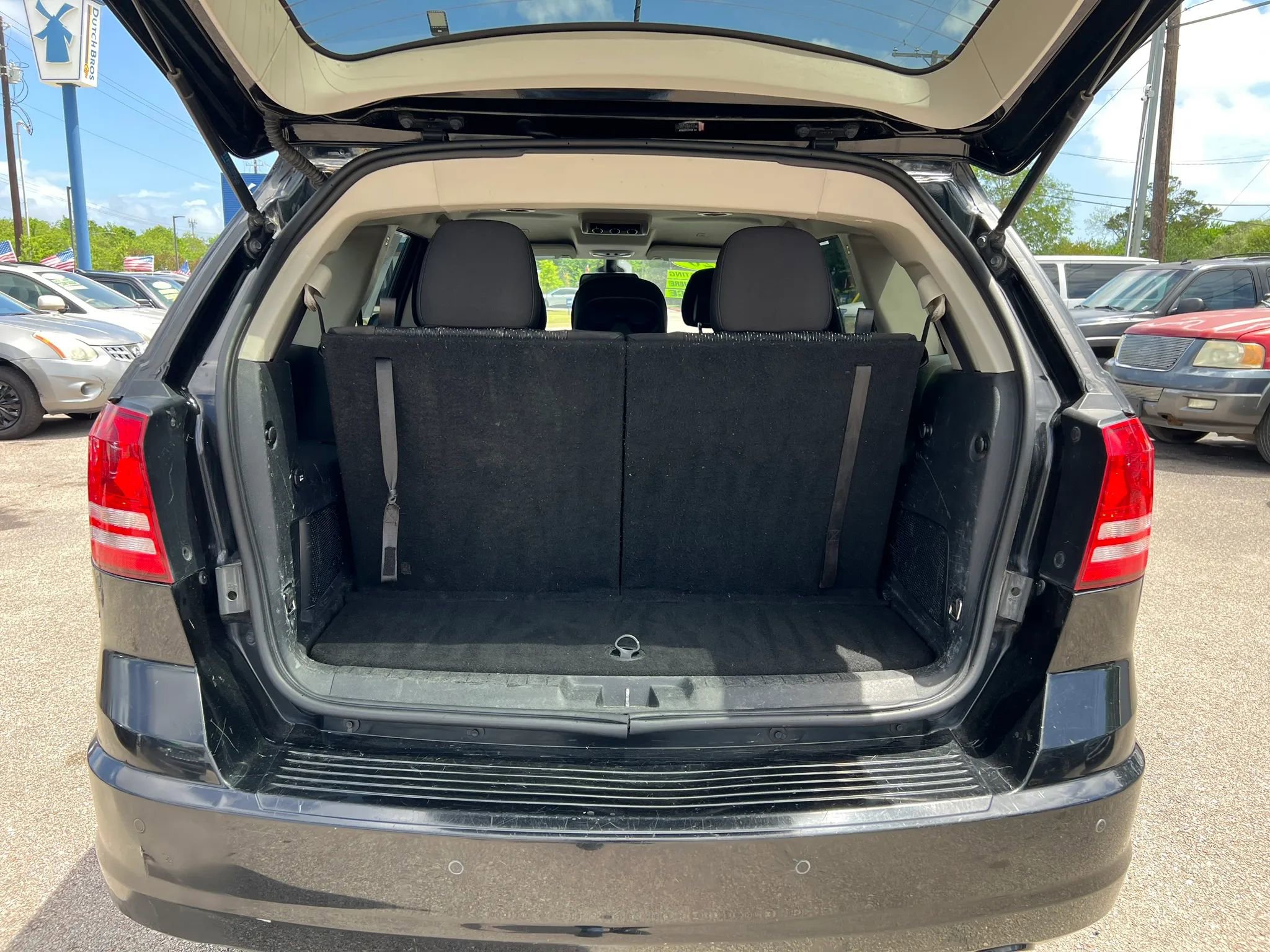 Used 2020 Dodge Journey SE w/ SE Popular Equipment Group image 26