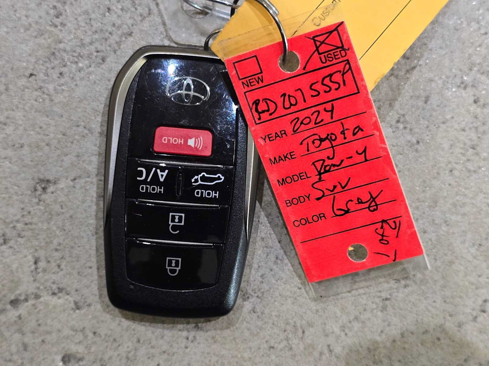 Used 2024 Toyota RAV4 SE AWD/4WD image 32