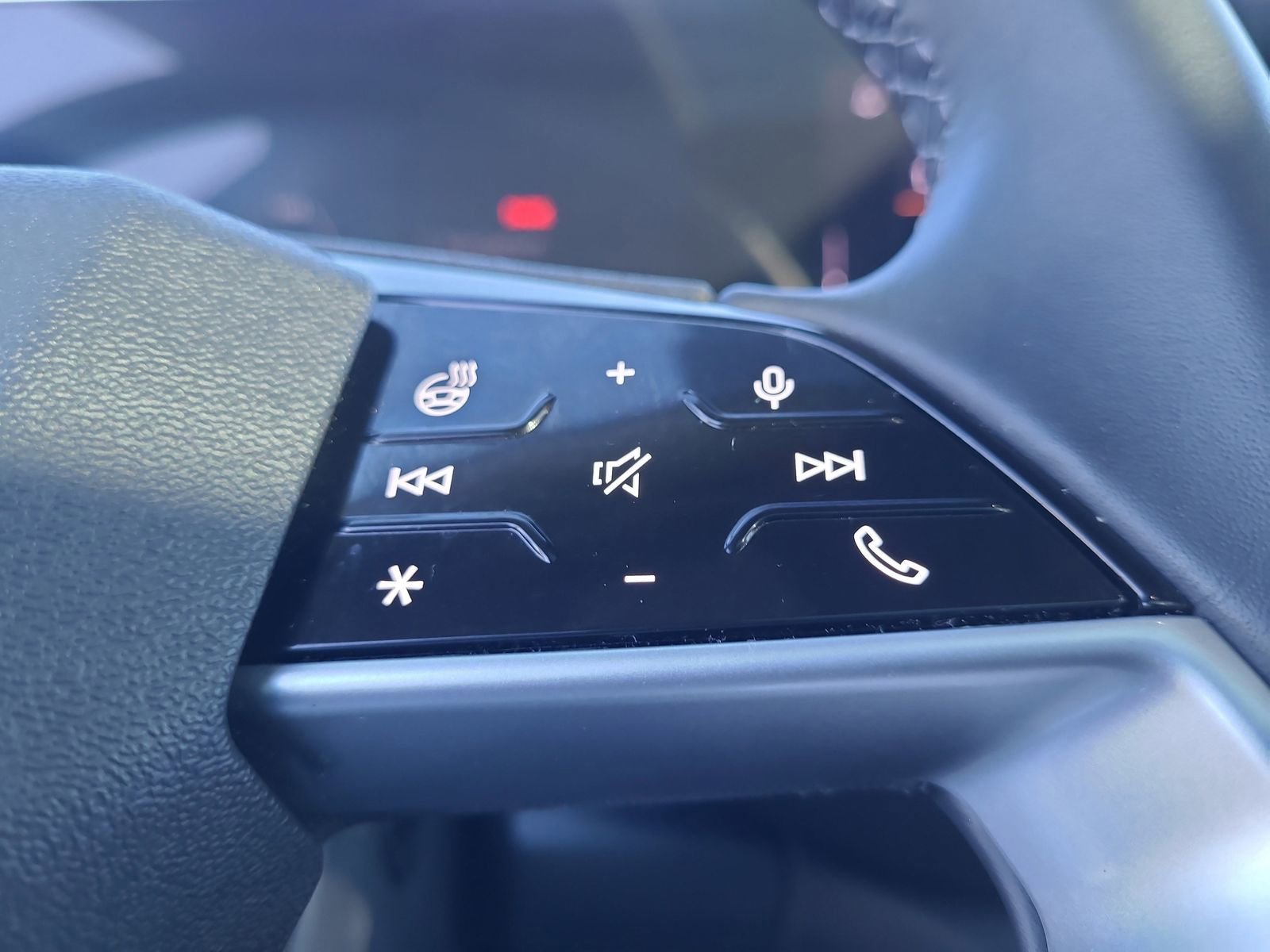 Used 2025 Audi Q5 Premium Plus w/ Premium Plus image 24