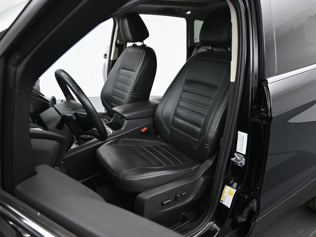 Certified 2017 Ford Escape Titanium w/ Equipment Group 301A image 9