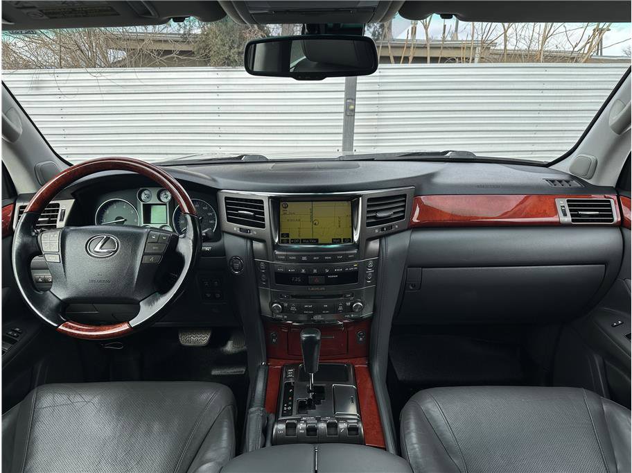 Used 2008 Lexus LX 570 4WD image 21