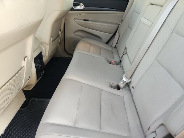 Used 2022 Jeep Grand Cherokee Laredo E w/ Security & Convenience Group AWD/4WD image 37