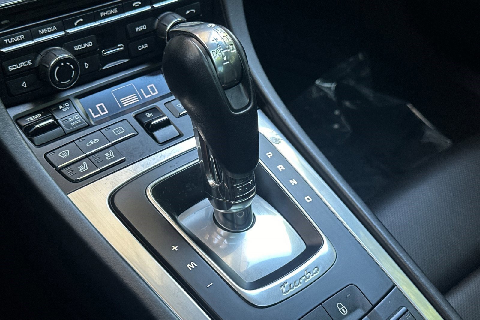 Used 2016 Porsche 911 Turbo image 16