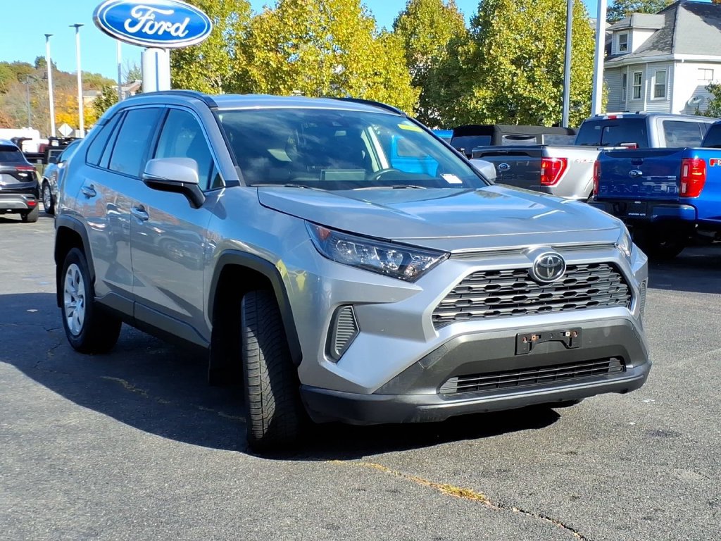 Used 2020 Toyota RAV4 LE w/ All Weather Liner Package AWD/4WD image 4