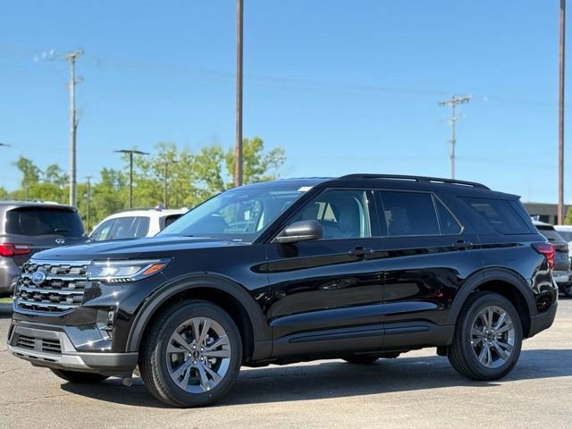 New 2026 Ford Explorer Active w/ Active Comfort Package AWD/4WD image 35