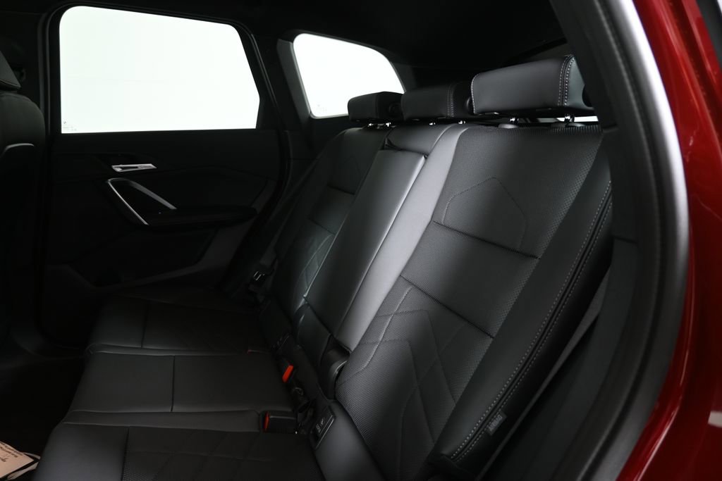 Used 2026 BMW X1 xDrive28i w/ Technology Package image 4