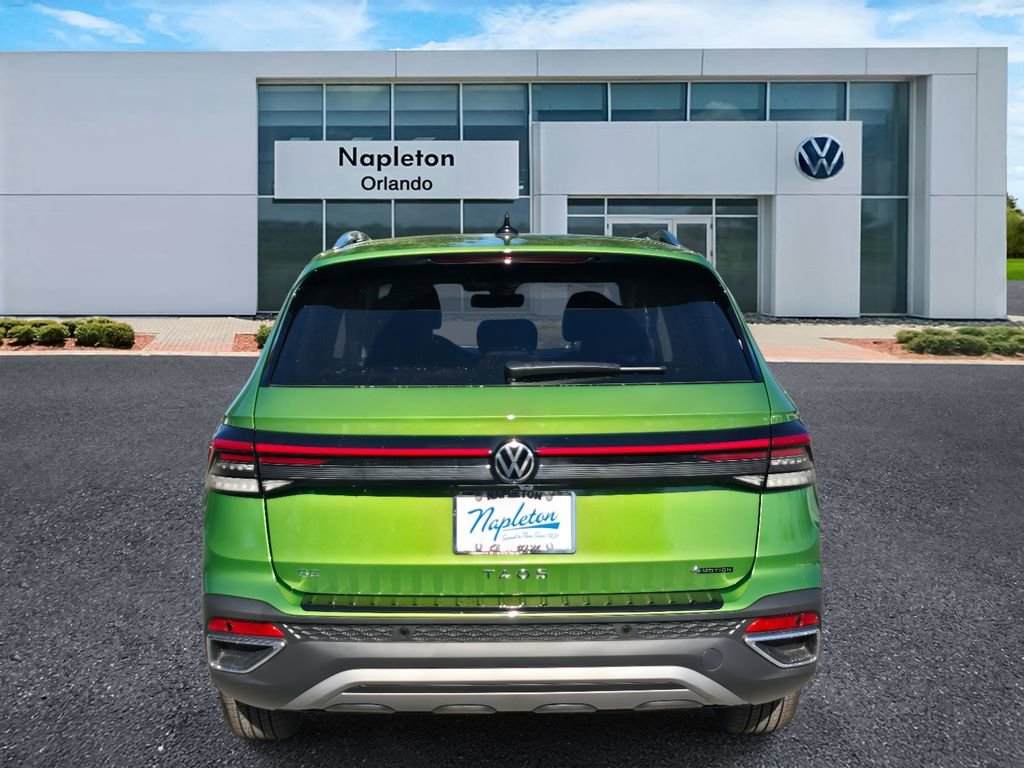 New 2026 Volkswagen Taos SE AWD/4WD image 4