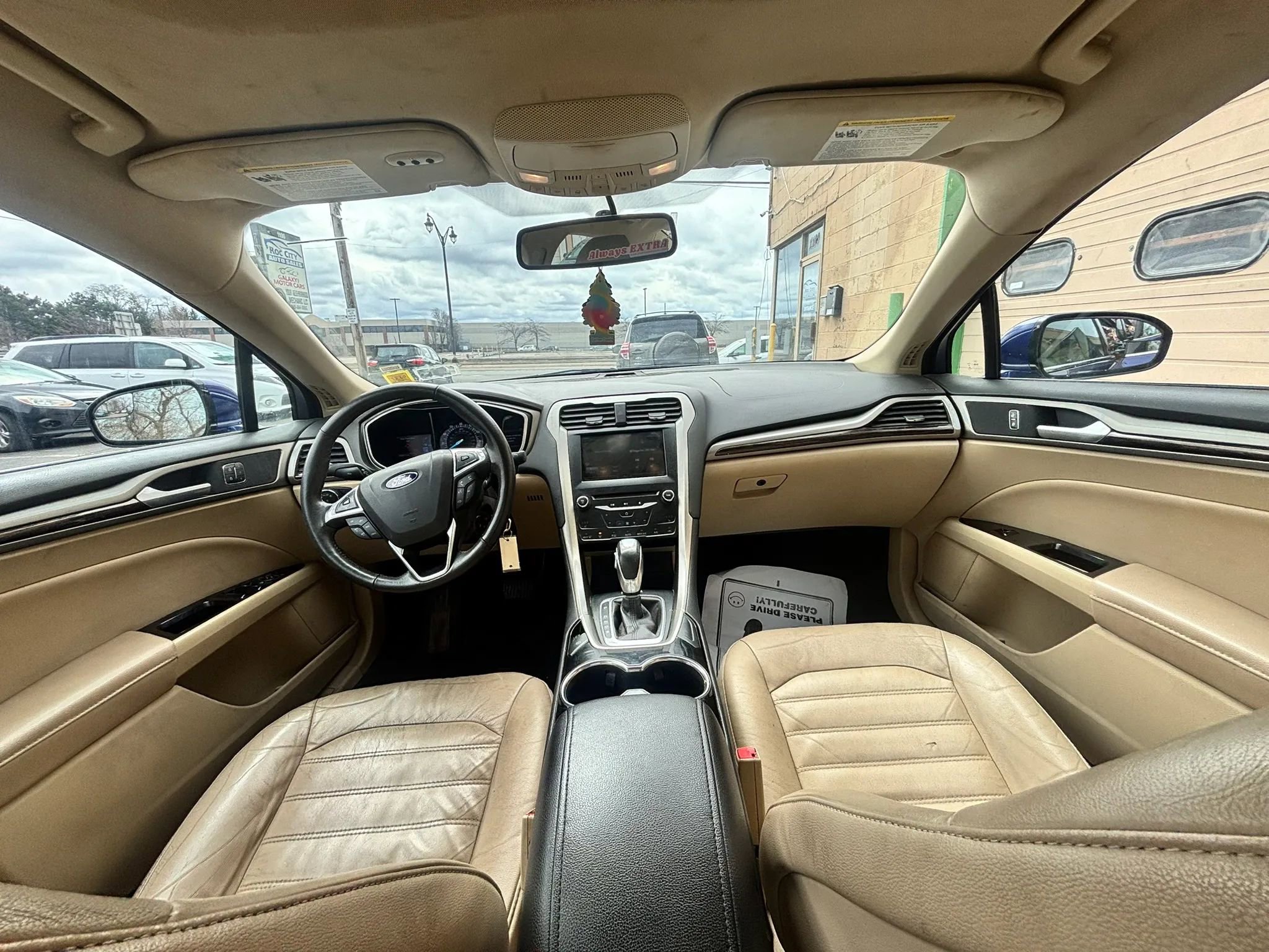 Used 2014 Ford Fusion SE w/ Equipment Group 202A image 27