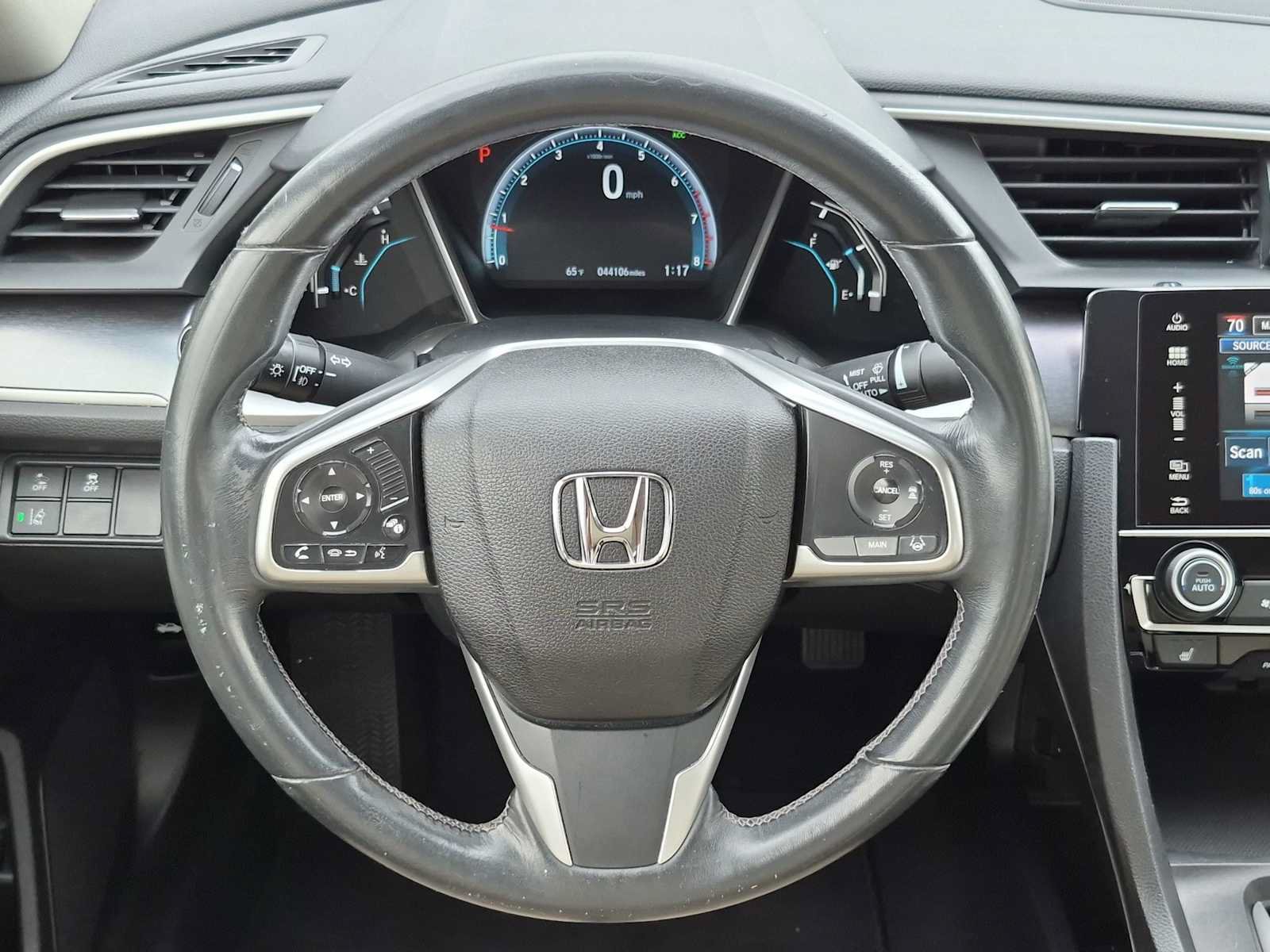 Used 2018 Honda Civic Touring image 23
