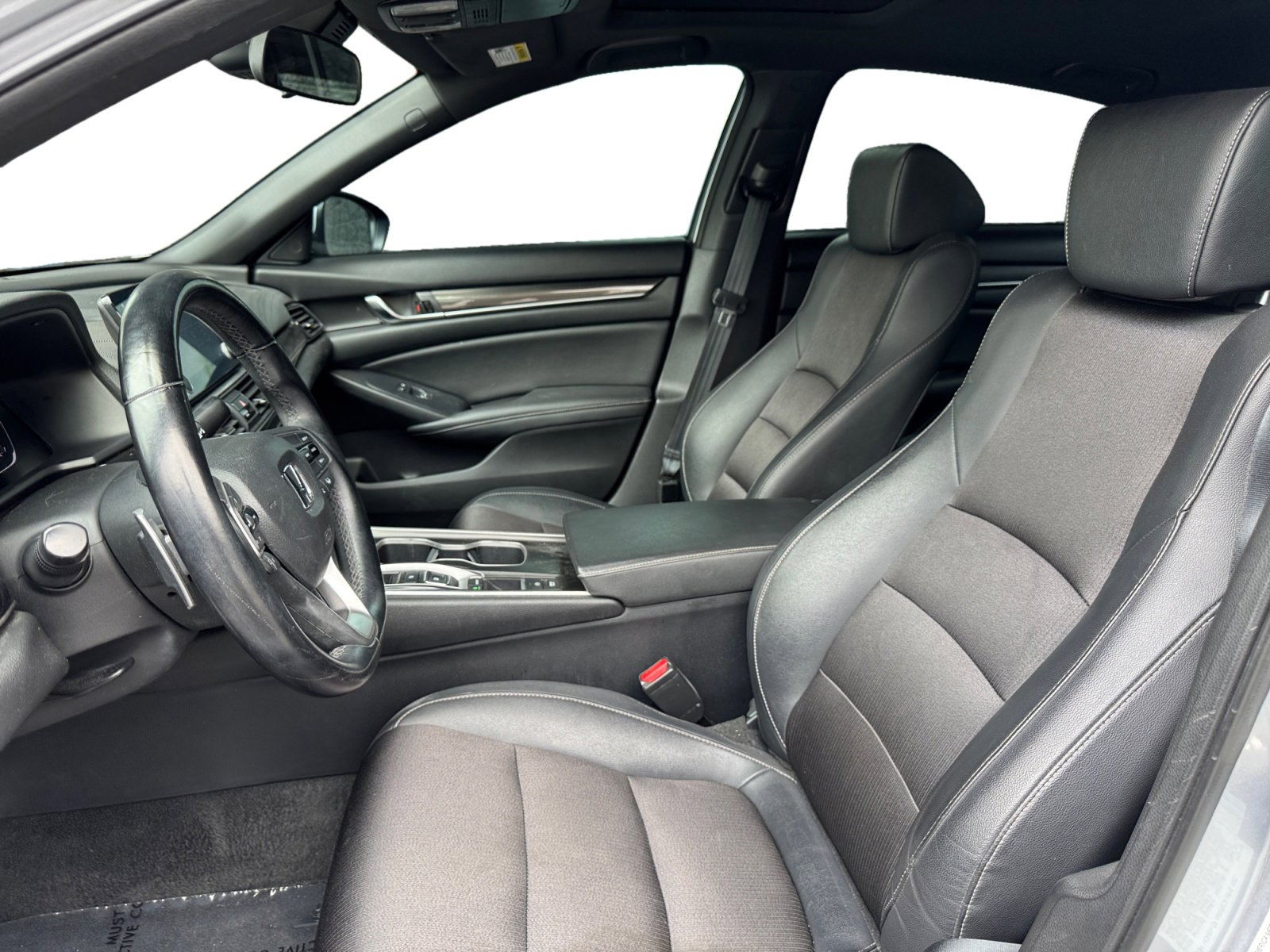 Used 2020 Honda Accord Sport image 9
