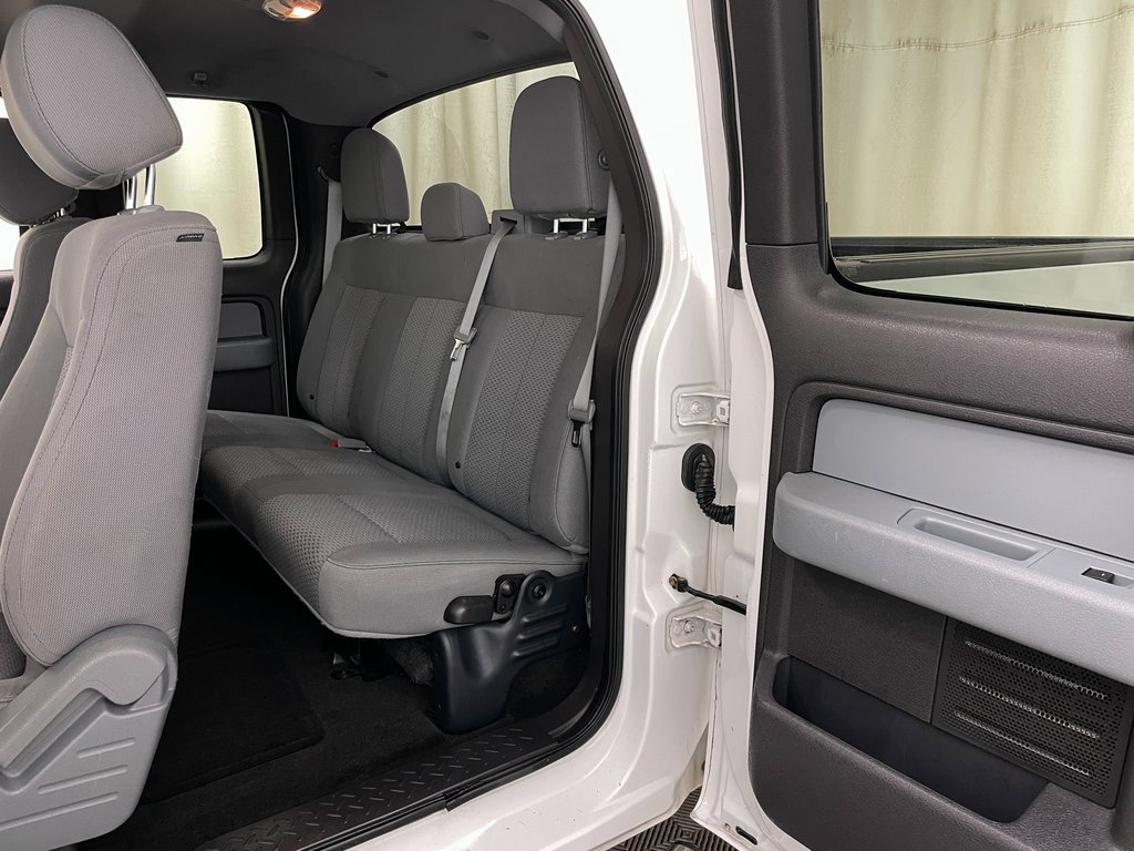 Used 2013 Ford F150 XLT w/ XLT Chrome Pkg image 39