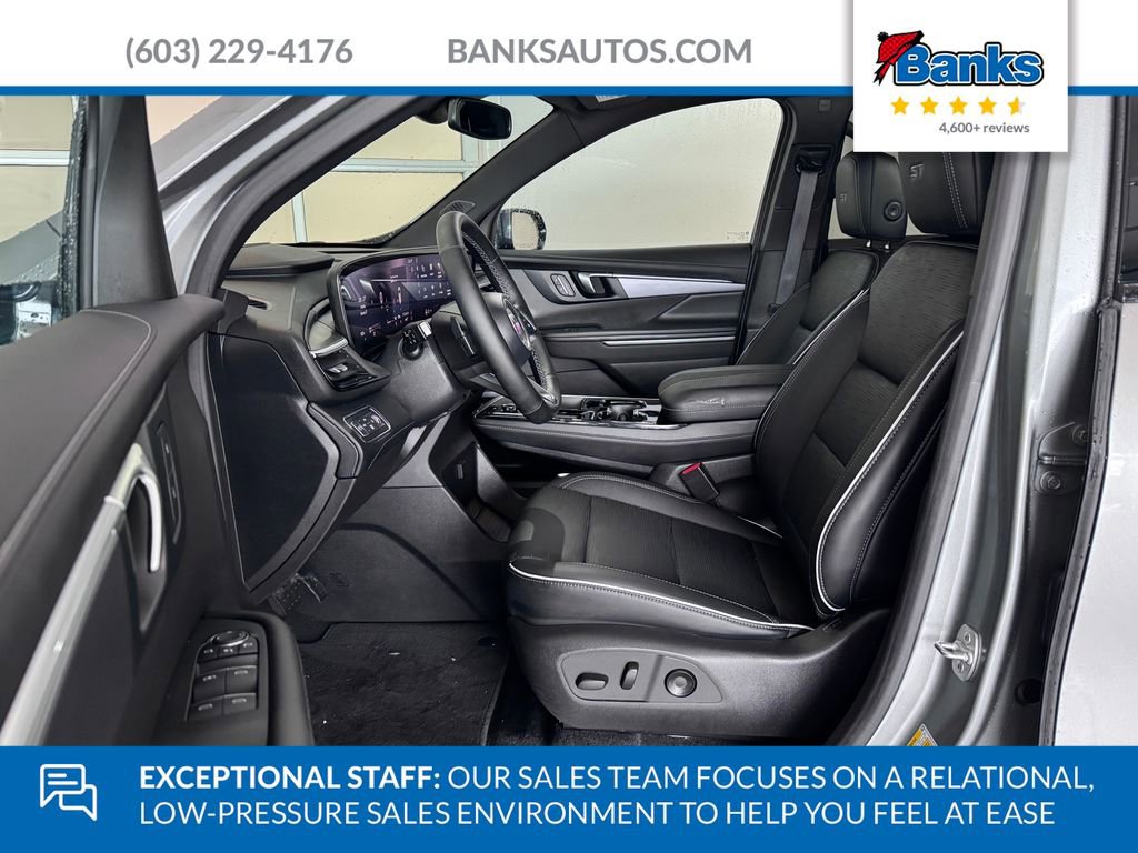 Certified 2025 Buick Enclave Sport Touring image 9