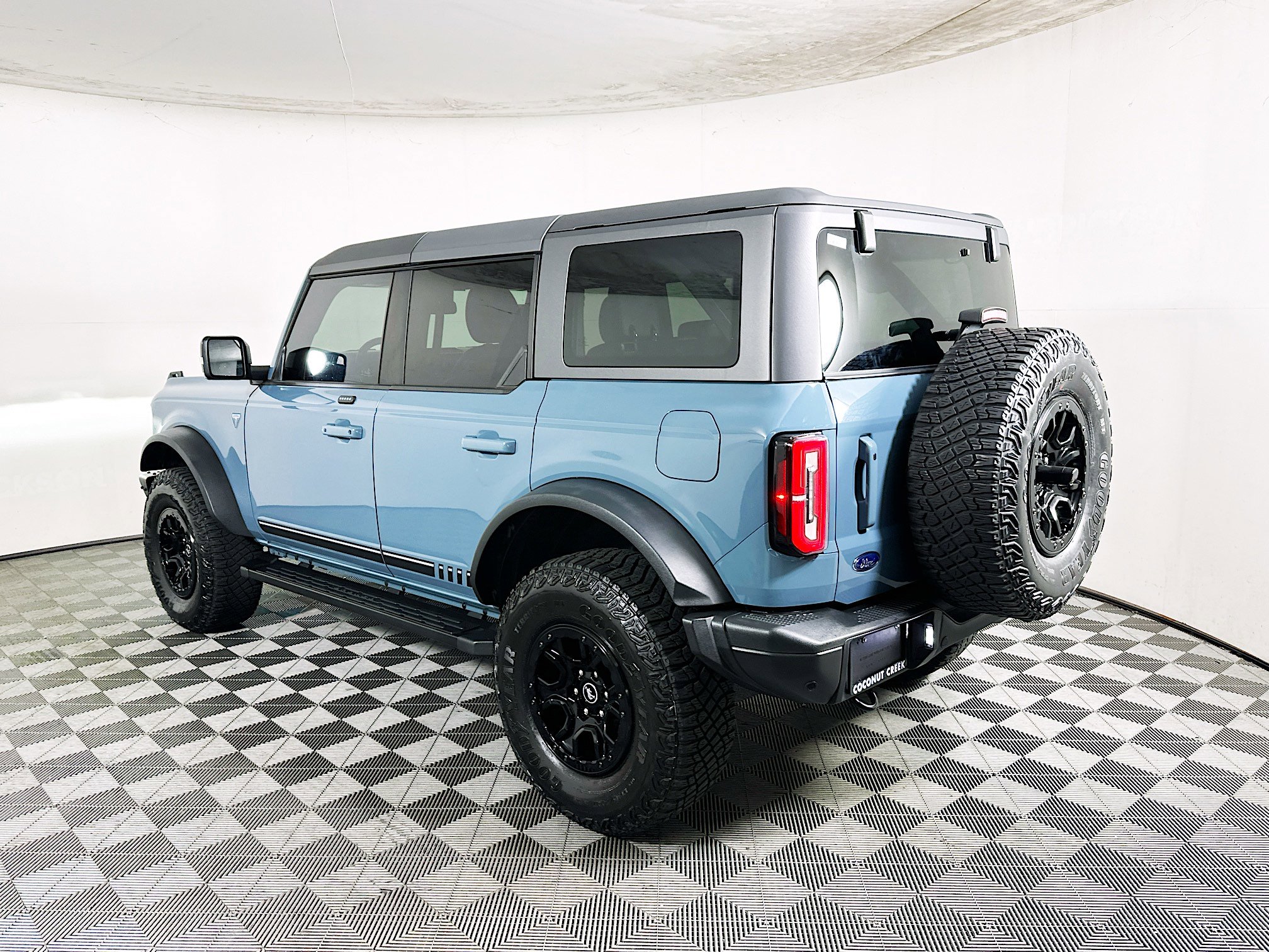 Used 2021 Ford Bronco First Edition image 5