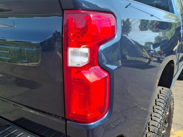 Used 2021 Chevrolet Silverado 1500 RST w/ Convenience Package II AWD/4WD image 16