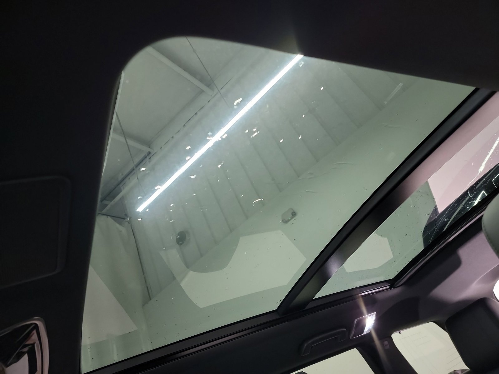 Used 2021 Land Rover Range Rover Sport HST image 24