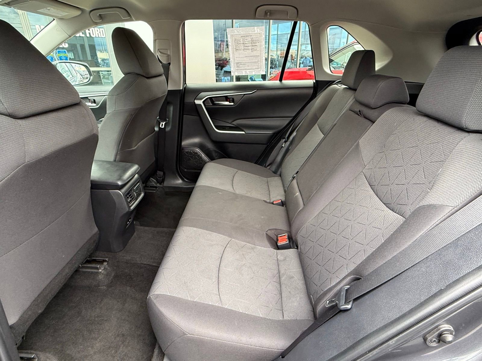 Used 2022 Toyota RAV4 XLE AWD/4WD image 13