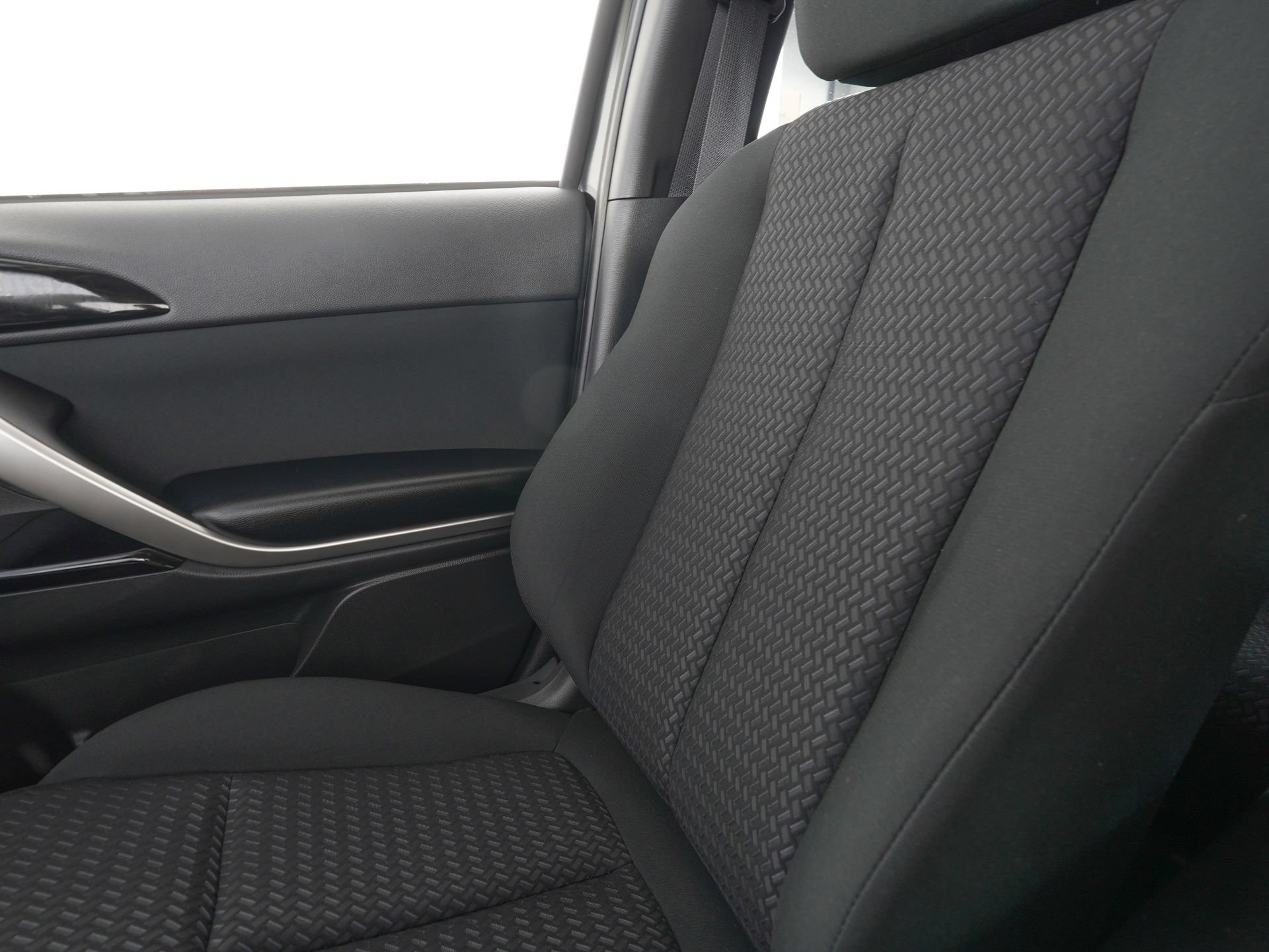New 2026 Mitsubishi Eclipse Cross LE AWD/4WD image 19