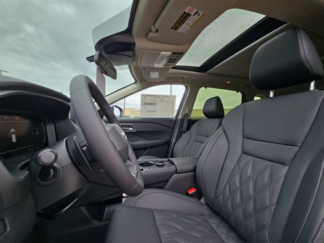 New 2026 Nissan Rogue Platinum AWD/4WD image 7