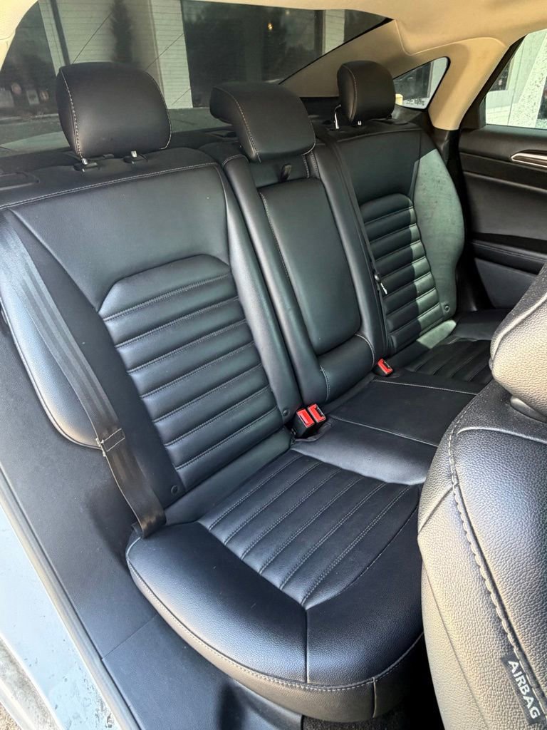 Used 2019 Ford Fusion SEL FWD image 24