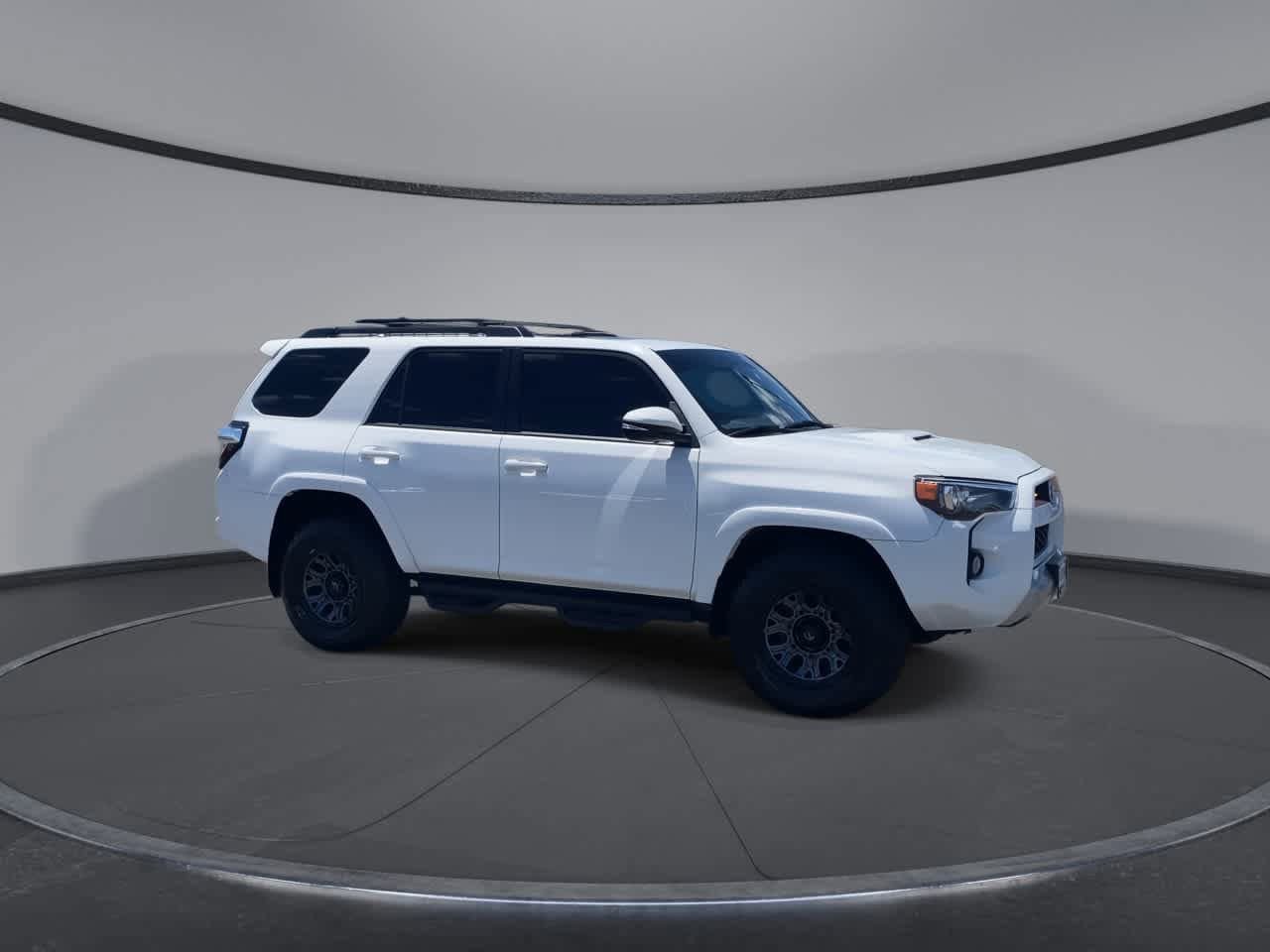 Certified 2019 Toyota 4Runner TRD Off-Road Premium AWD/4WD image 3
