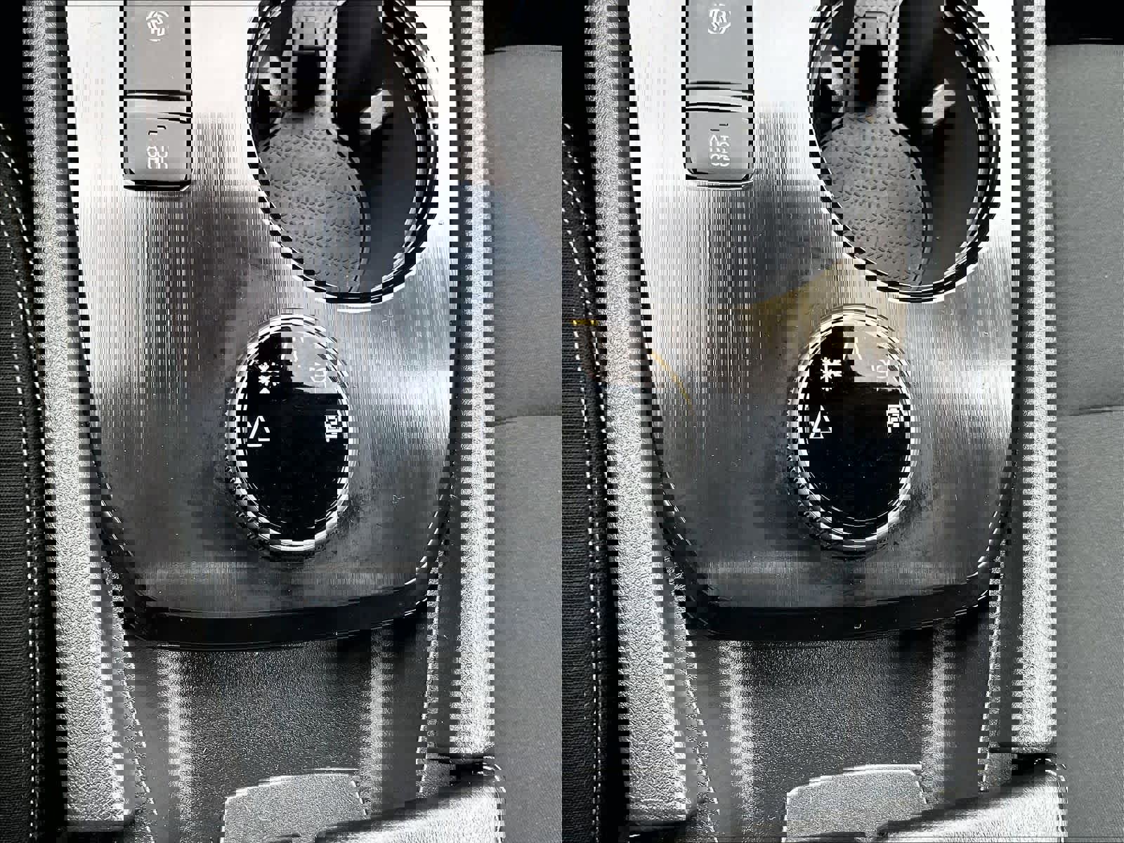 Used 2025 Nissan Rogue S image 26