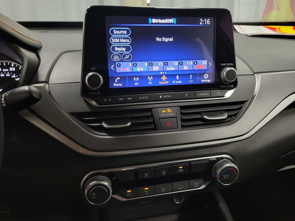 Used 2024 Nissan Altima 2.5 SR AWD/4WD image 14
