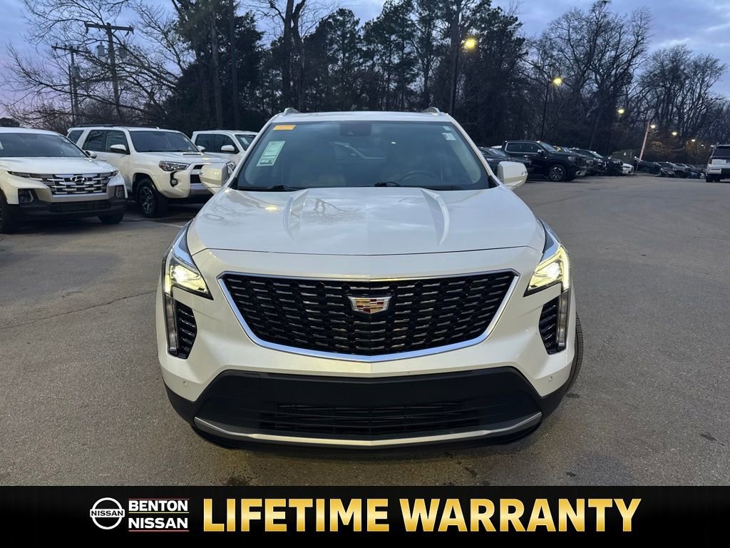 Used 2022 Cadillac XT4 Premium Luxury w/ Enhanced Visibility Package image 10
