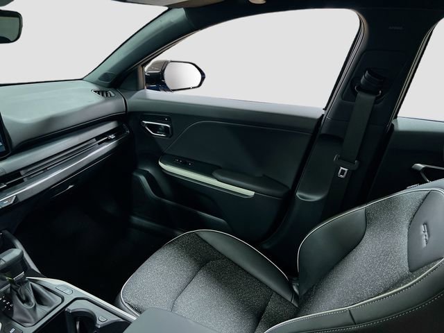 New 2025 Kia K4 GT-Line w/ GT-Line Sunroof Package image 24