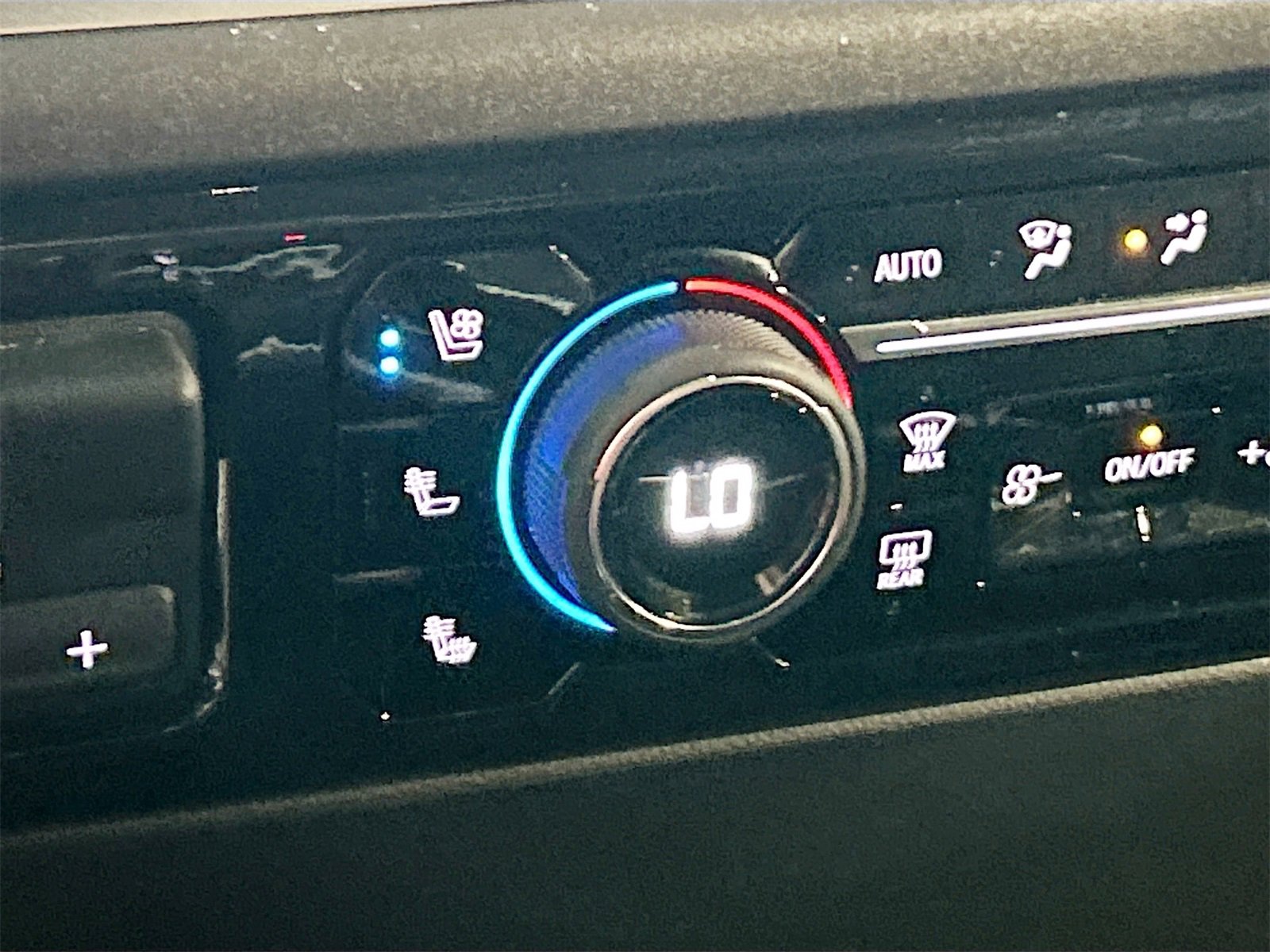 Used 2022 Chevrolet Silverado 1500 High Country w/ High Country Premium Package image 21