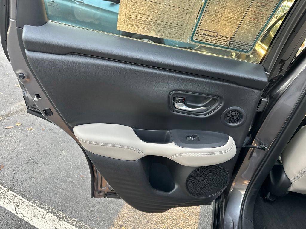 Certified 2025 Honda HR-V EX-L image 12