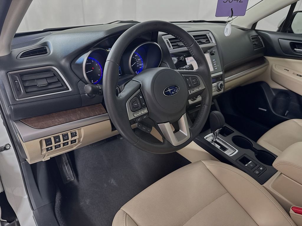 Used 2017 Subaru Outback 2.5i Limited image 9