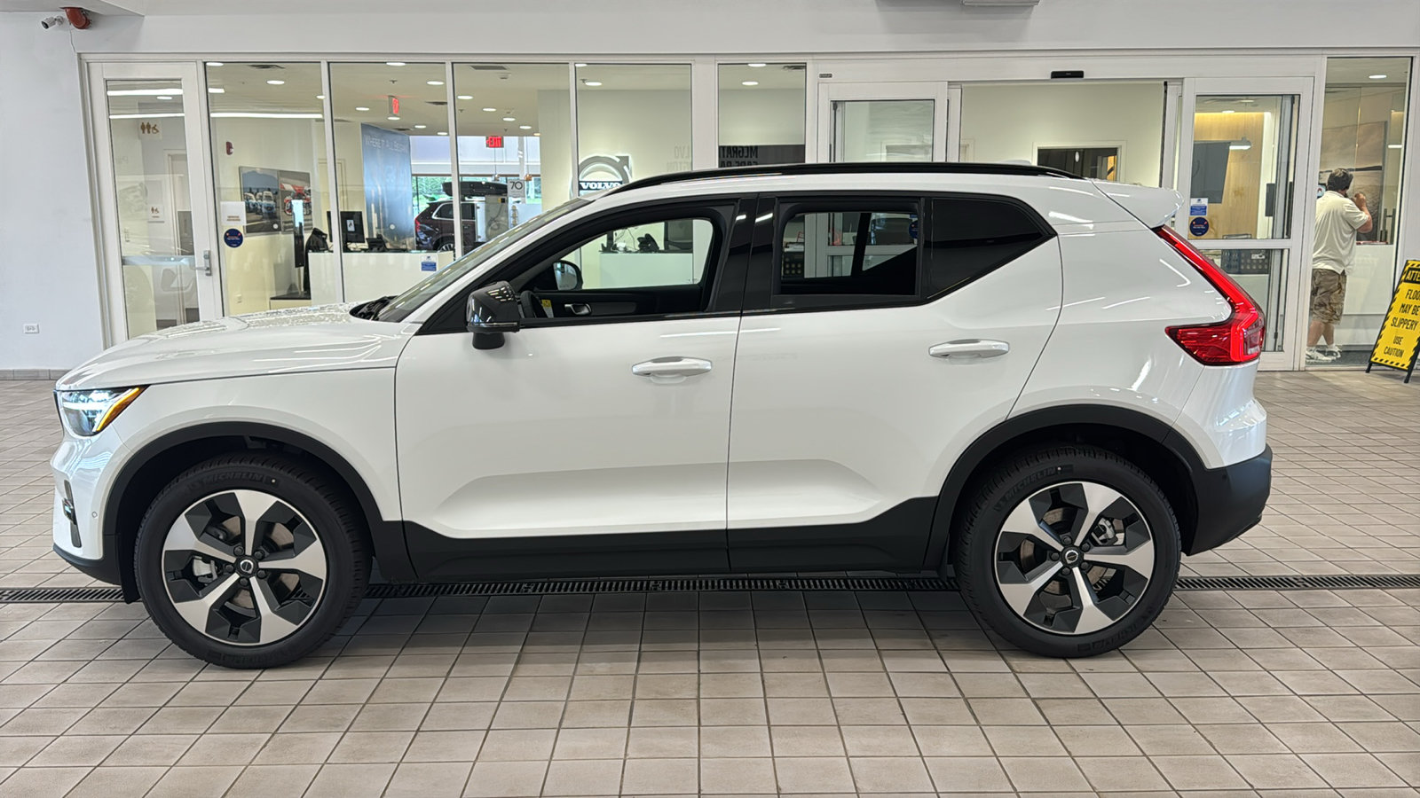 New 2026 Volvo XC40 B5 Plus w/ Protection Package Premier AWD/4WD image 8