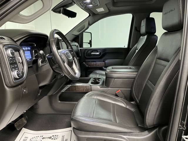 Used 2022 GMC Sierra 3500 Denali w/ Denali Ultimate Package AWD/4WD image 21