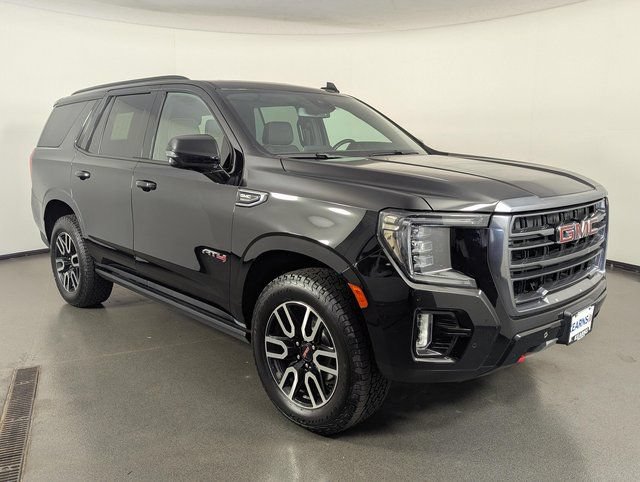 Used 2023 GMC Yukon AT4 w/ Technology Package AWD/4WD image 2