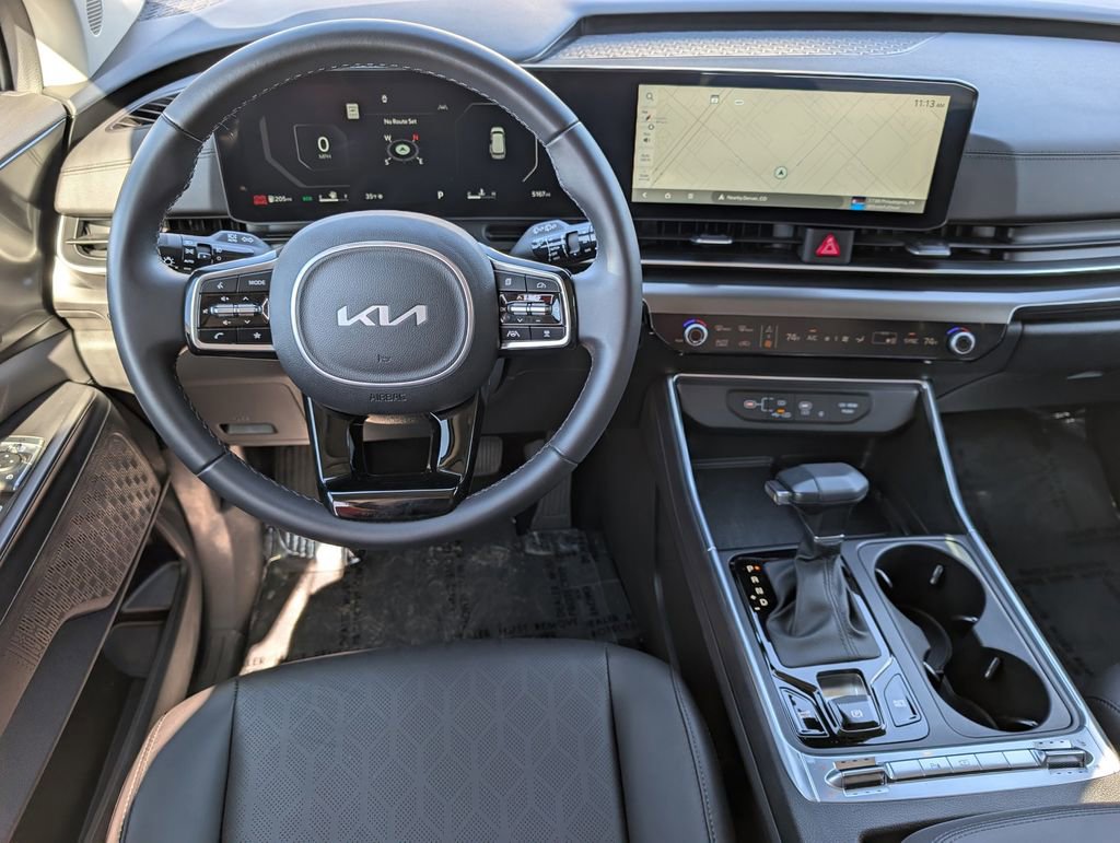 Certified 2025 Kia Carnival SX image 21