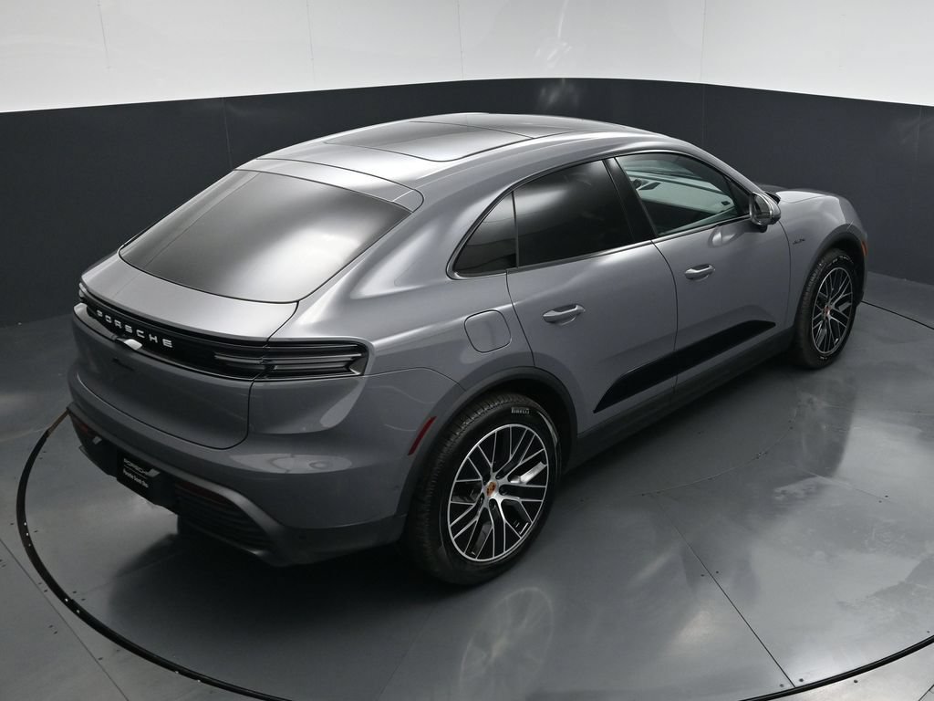 New 2025 Porsche Macan Electric RWD image 20