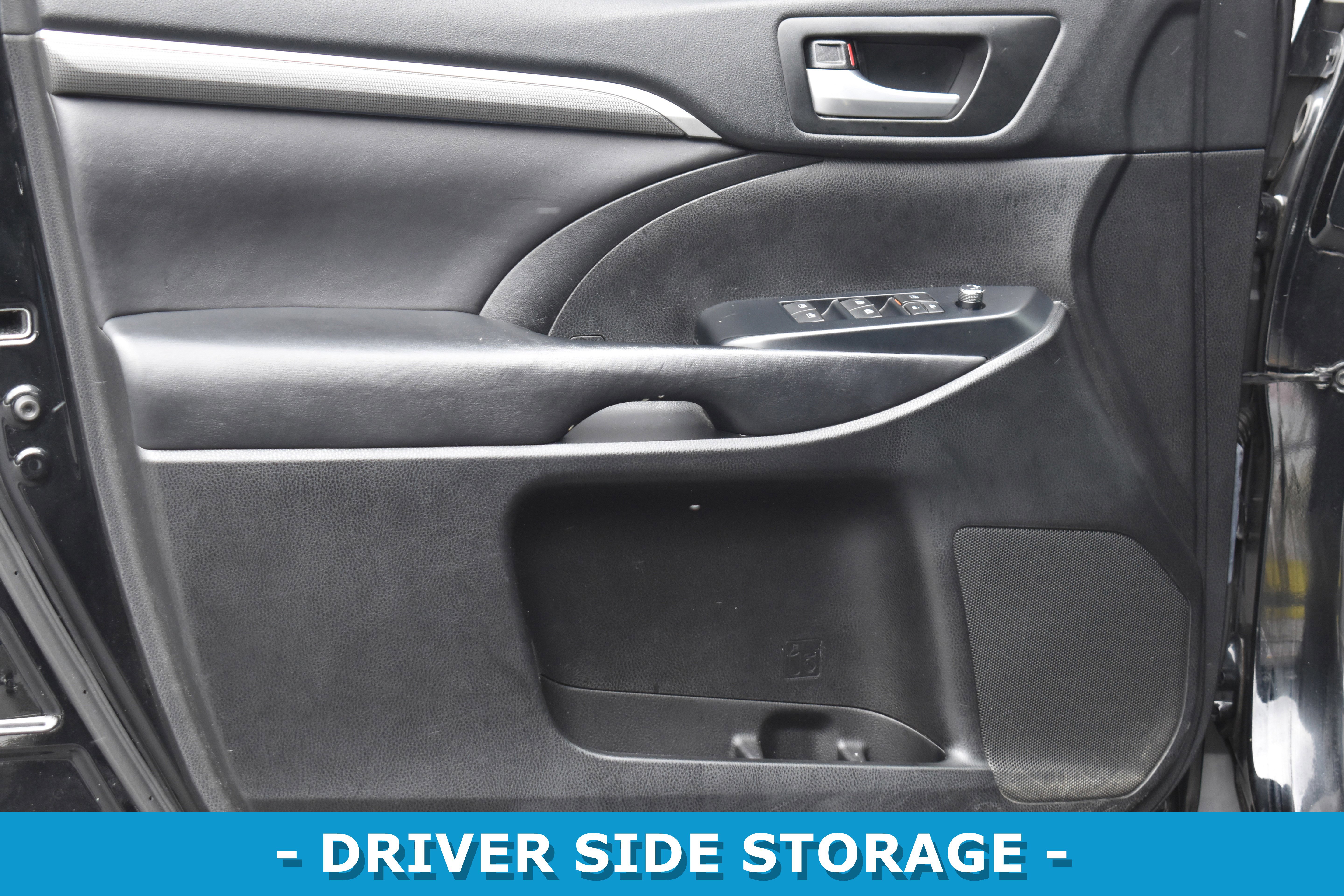 Used 2017 Toyota Highlander SE image 5